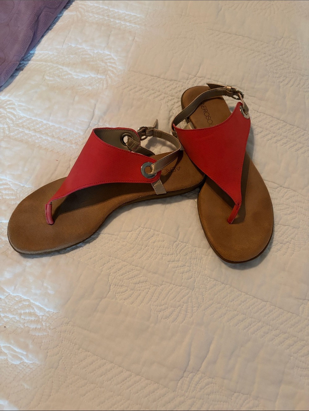 AEROSOLES Red and Brown Leather T-Strap Sandals - Picture 2 of 2